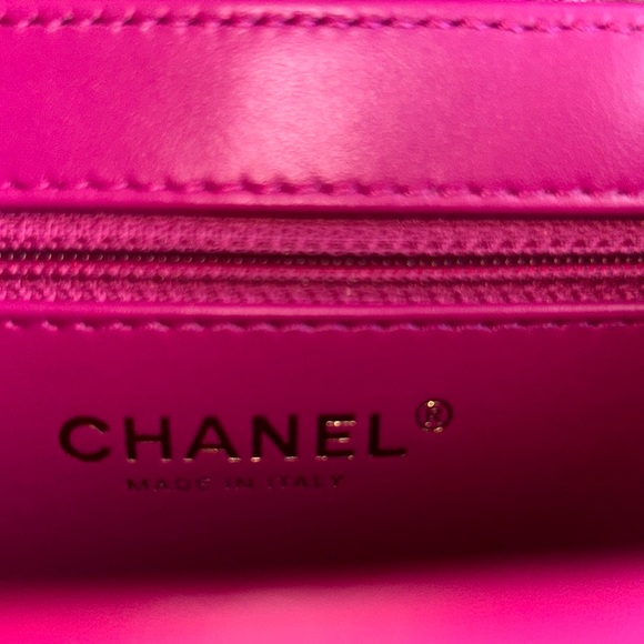 Chanel Mini Kelly Bag 24A - Picture 15 of 17